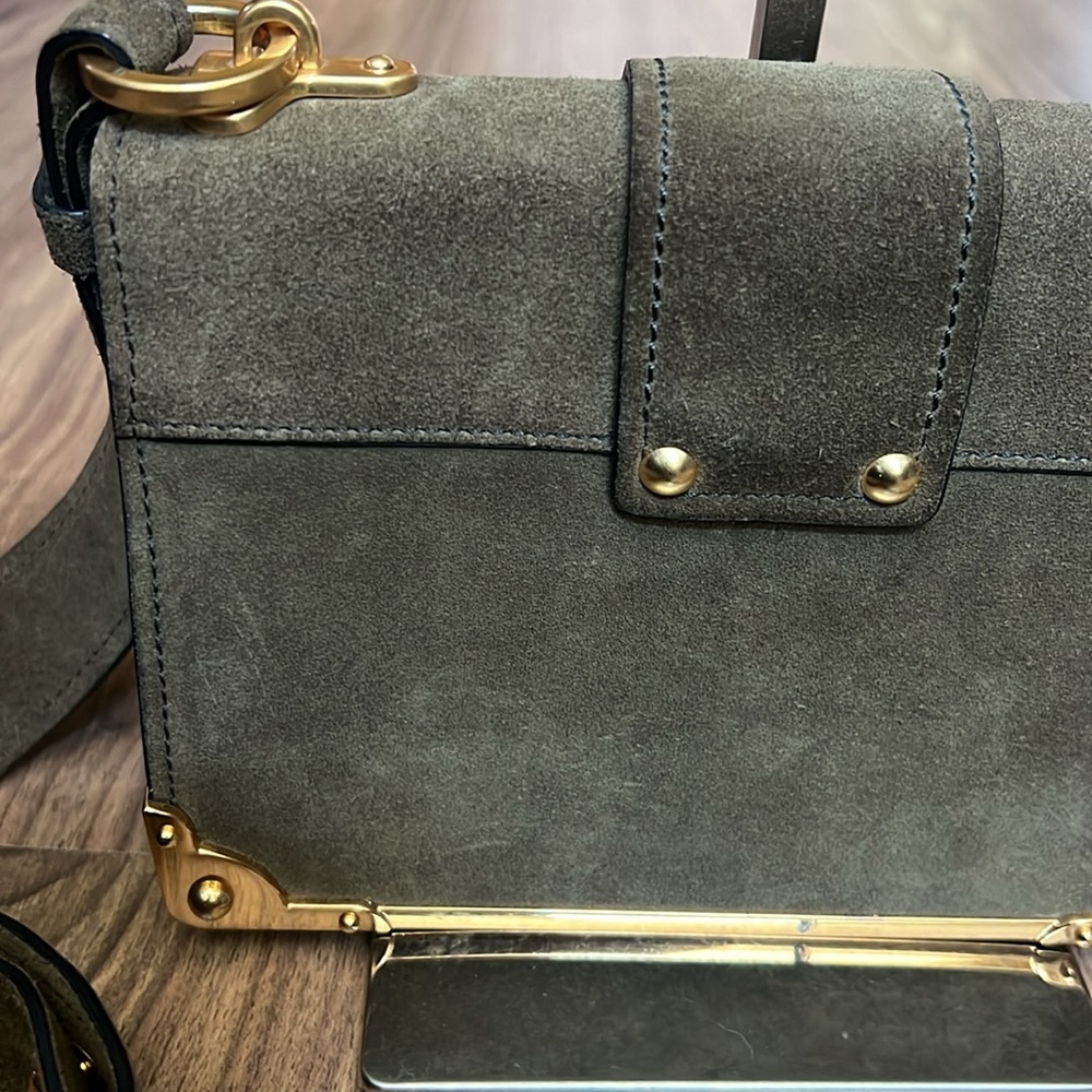 A223 - 💯 % authentic Prada Cahier shoulder bag - Picture 7 of 16